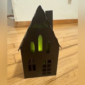 Halloween Small Lit Black Bat Metal Light-Up Haunted House Decoration
